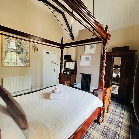 Peak Hotel Castleton Castleton  Ngoại thất bức ảnh