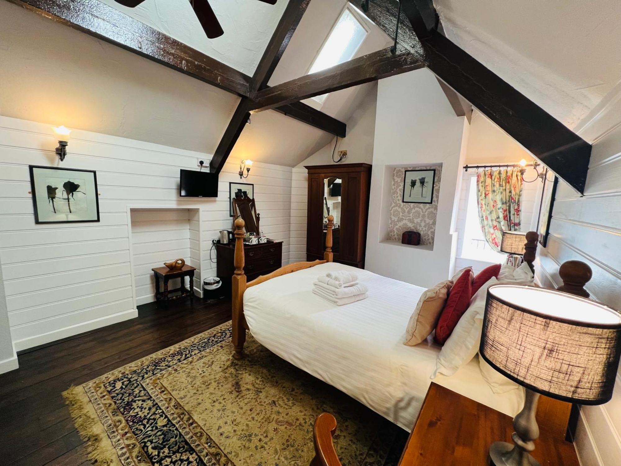 Peak Hotel Castleton Castleton  Ngoại thất bức ảnh