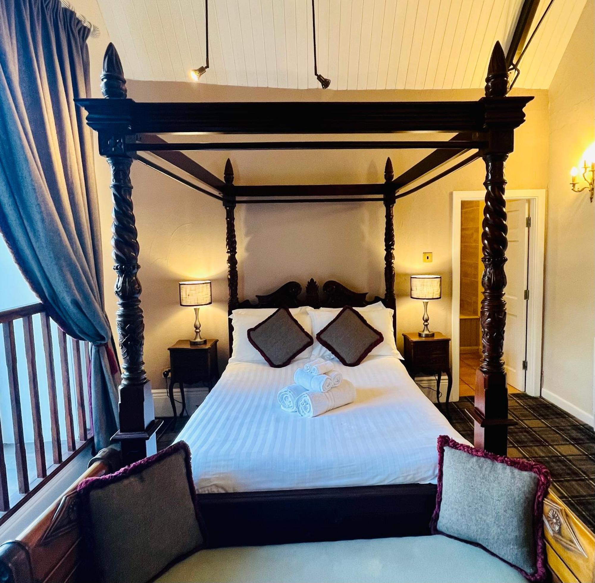 Peak Hotel Castleton Castleton  Ngoại thất bức ảnh