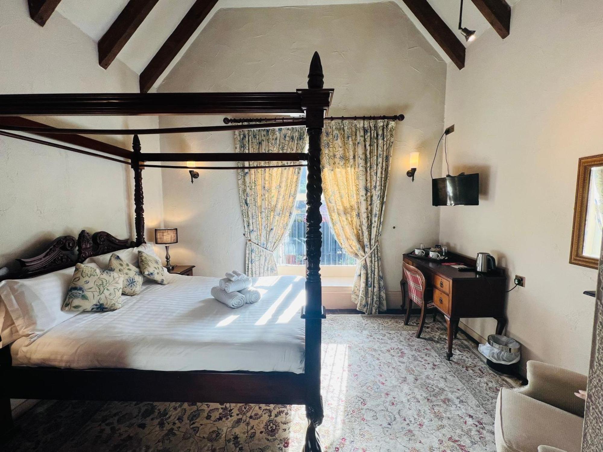 Peak Hotel Castleton Castleton  Ngoại thất bức ảnh