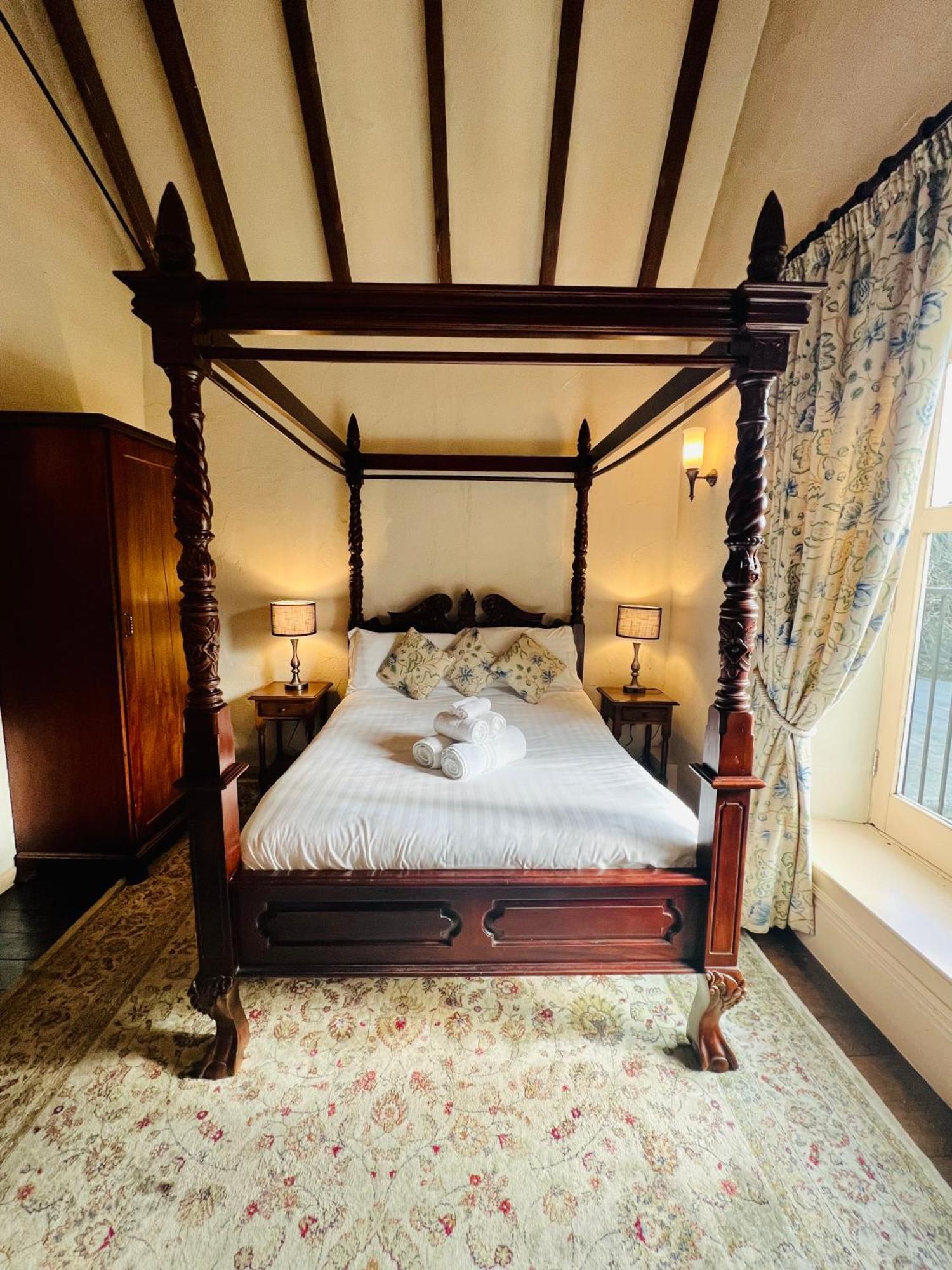 Peak Hotel Castleton Castleton  Ngoại thất bức ảnh